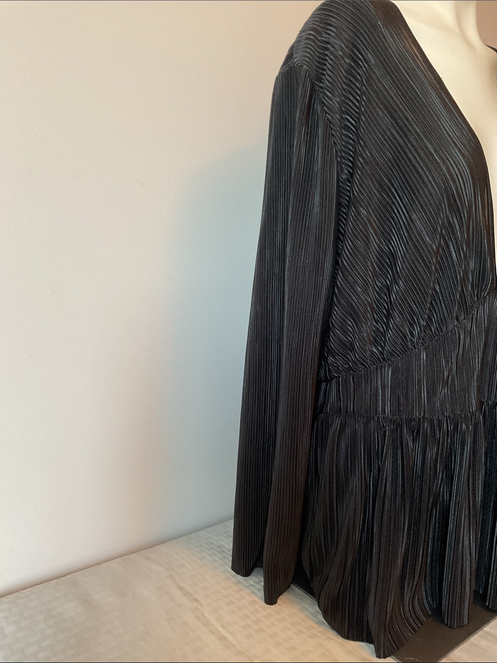 ASOS Plisse Top - Picture 5 of 9